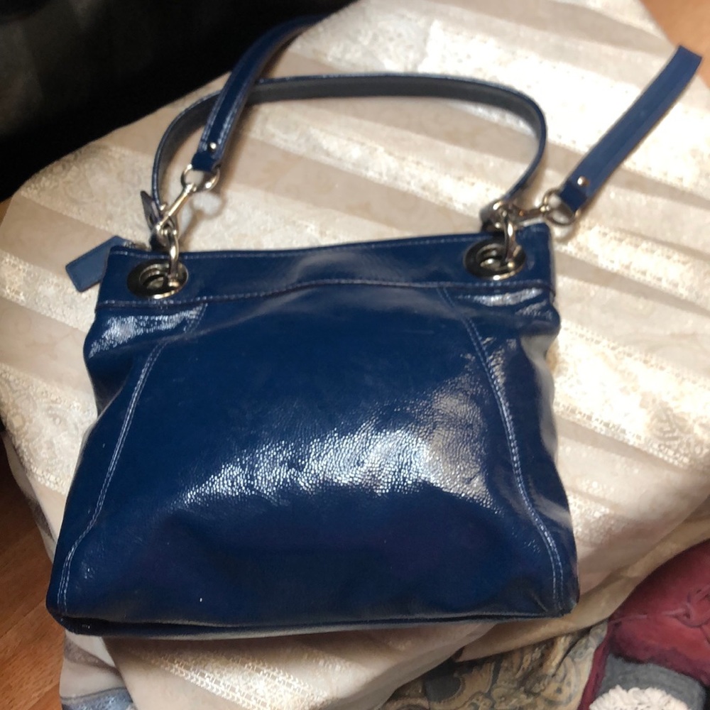 Coach purse - Picture 2 of 4